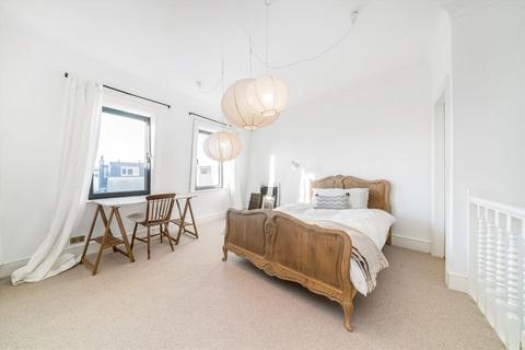 undefined, St. Albans Avenue, London W4