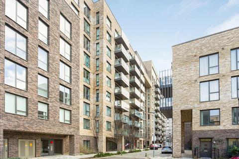 undefined, Madeira Street, London E14