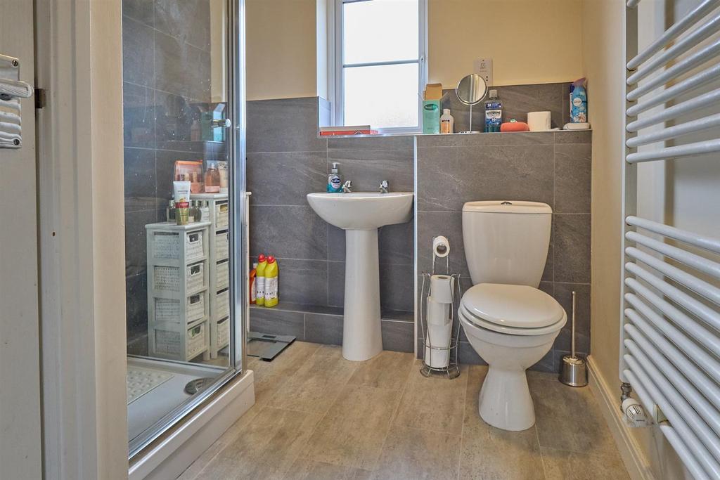 Shower Room to front