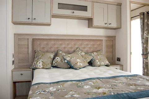 undefined, Away Resorts – Mersea Island – Essex