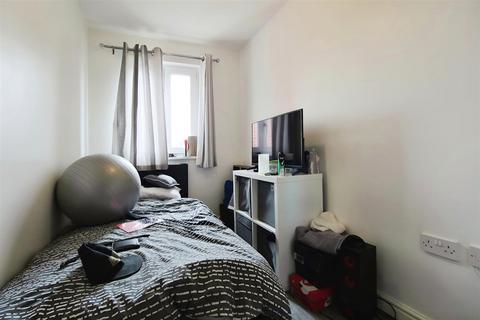 undefined, Venus Close, Slough