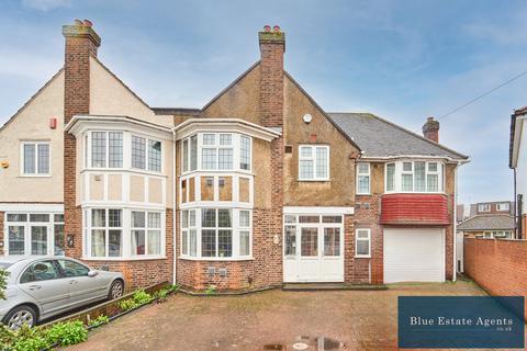 5 bedroom semi-detached house for sale, Lulworth Avenue, Hounslow, TW5