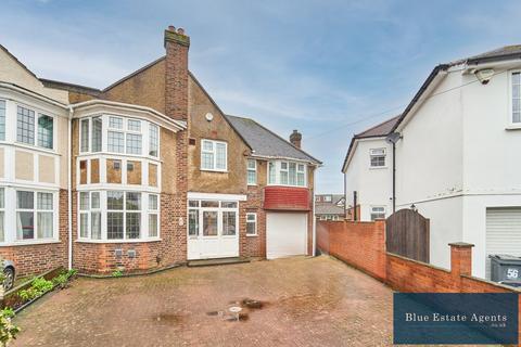 5 bedroom semi-detached house for sale, Lulworth Avenue, Hounslow, TW5