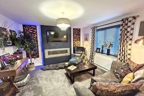 4 bedroom detached house for sale, Bowman Drive, East Benton Rise, Wallsend, Tyne and Wear, NE28 9FU