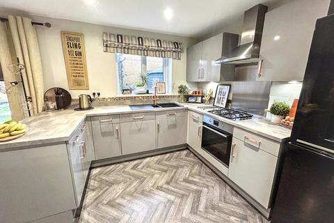4 bedroom detached house for sale, Bowman Drive, East Benton Rise, Wallsend, Tyne and Wear, NE28 9FU