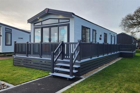 Park home for sale, Mill Rythe Coastal Village – Hampshire