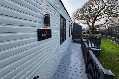 Park home for sale, Mill Rythe Coastal Village – Hampshire