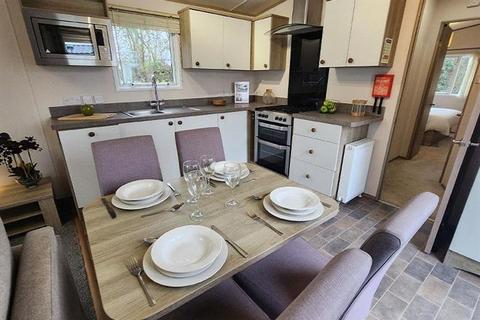 Park home for sale, Mill Rythe Coastal Village – Hampshire