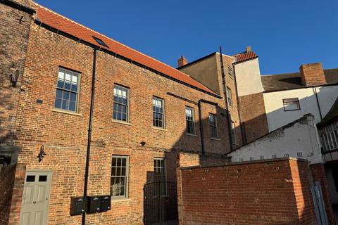 undefined, Silver Street, Gainsborough DN21