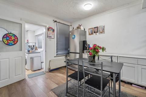 3 bedroom terraced house for sale, Brighton Road, Watford