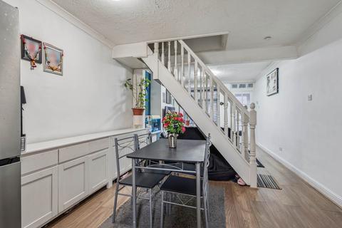 3 bedroom terraced house for sale, Brighton Road, Watford