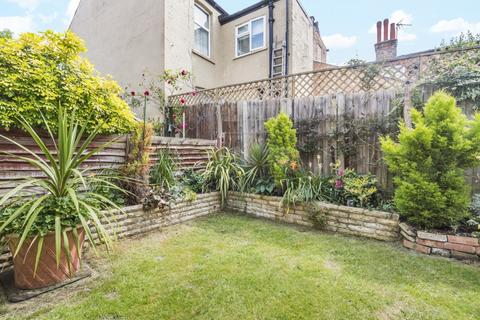 3 bedroom house to rent, Birkbeck Road, London, N12