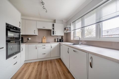 3 bedroom semi-detached house for sale, Upper Mill, East Malling, ME19