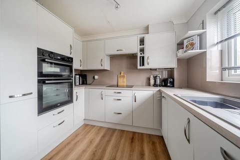 3 bedroom semi-detached house for sale, Upper Mill, East Malling, ME19
