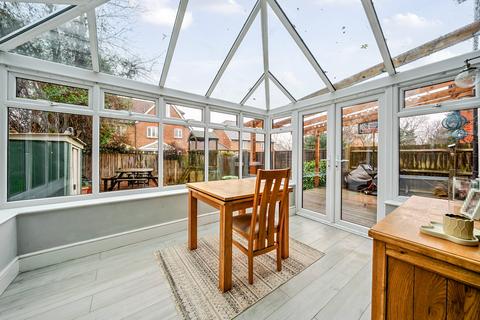 3 bedroom semi-detached house for sale, Upper Mill, East Malling, ME19