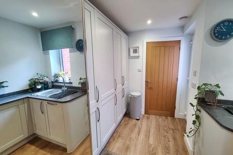 2 bedroom terraced house for sale, Osborne Road, Central Totton, SO40