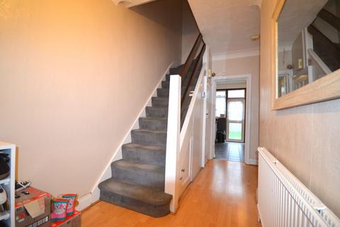 3 bedroom terraced house for sale, Hughenden Avenue, Kenton, HA3