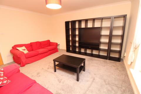 2 bedroom flat to rent, Strathcona Drive, Glasgow G13