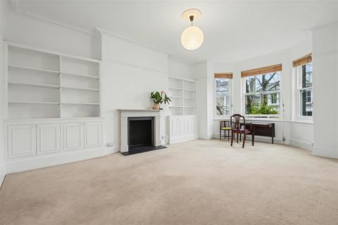 2 bedroom apartment for sale, Cannon Place, Hampstead, London, NW3