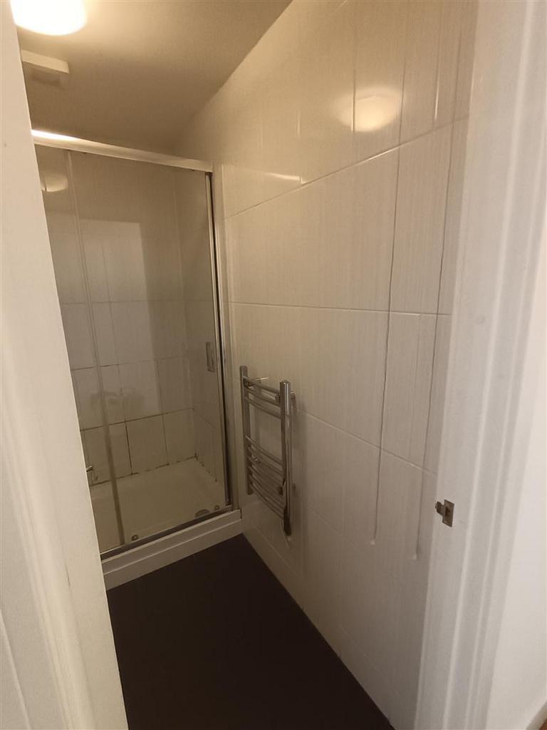 Shower.jpg