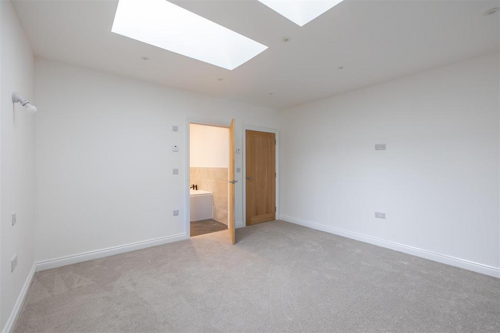 The Courtyard 2 Bedroom 1-3.jpg