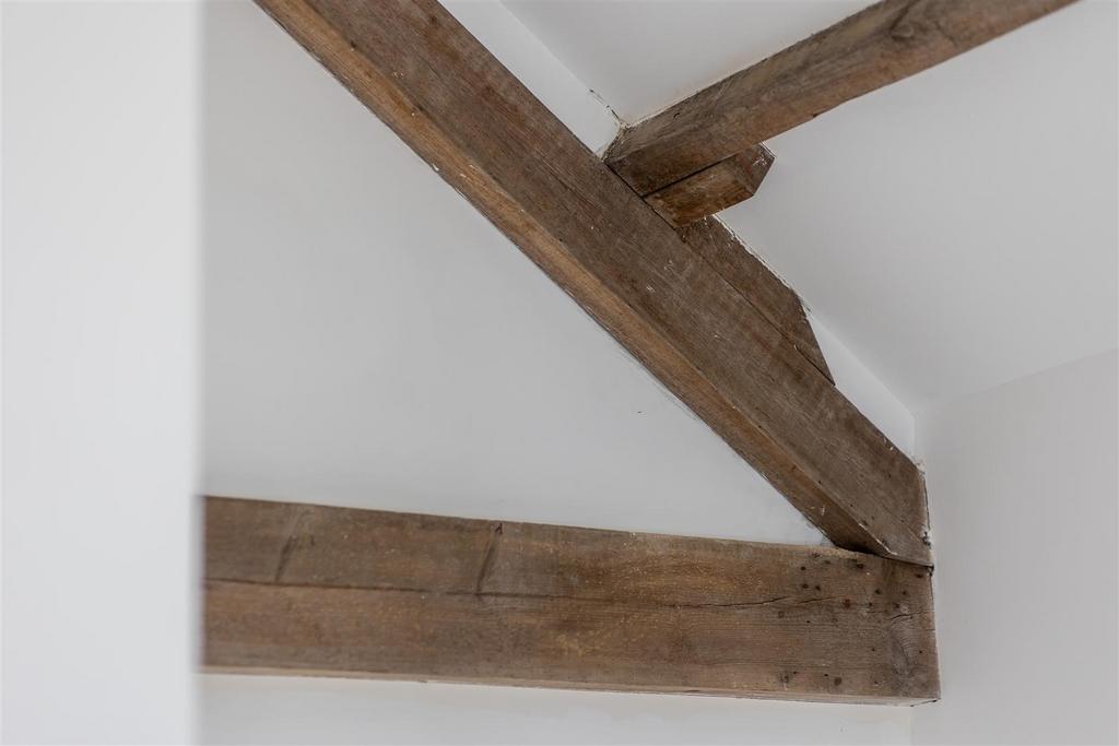 The Courtyard 2 Beams-3.jpg