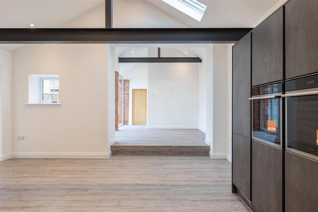 The Courtyard 2 Kitchen Dining Room-6.jpg