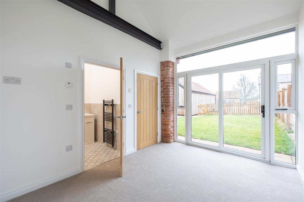 The Courtyard 2 Bedroom 4-2.jpg