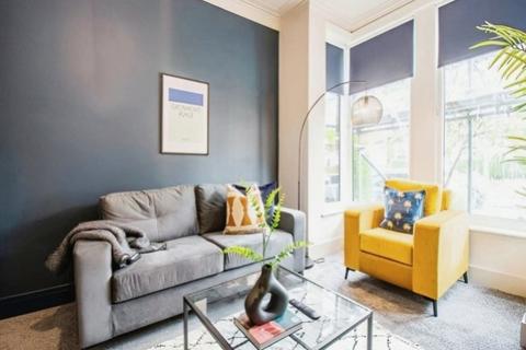 undefined, BILLS INCLUDED - Grosmont Place, Bramley, Leeds, LS13