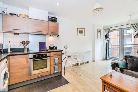 1 bedroom flat for sale, Cross Street, Hampshire PO1