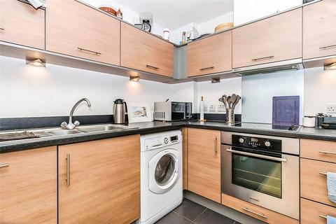 1 bedroom flat for sale, Cross Street, Hampshire PO1