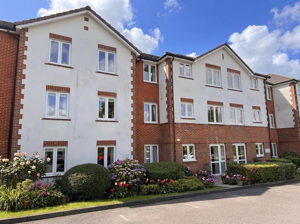 1 Bed Retirement Home - FOR SALE
