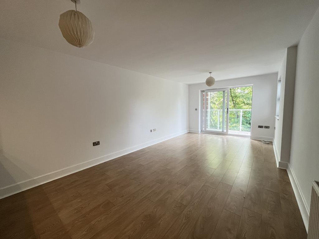 Living room (2)