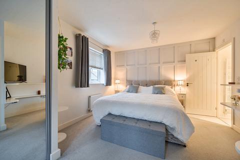 3 bedroom detached house for sale, Lennon Way, Aylesbury HP21