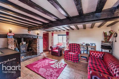 5 bedroom character property for sale, Hythe Road, Methwold