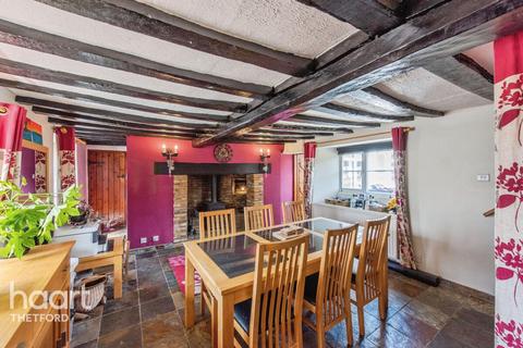 5 bedroom character property for sale, Hythe Road, Methwold