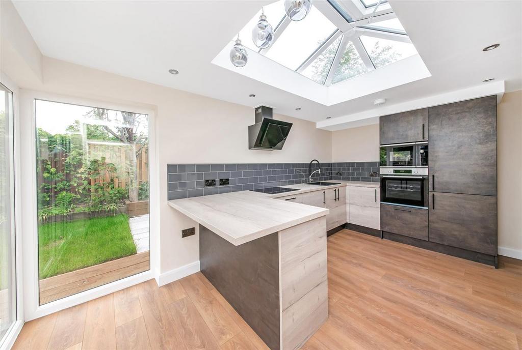 Open plan dining kitchen