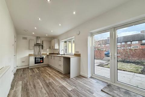 undefined, Crosby Road South, Seaforth, Liverpool