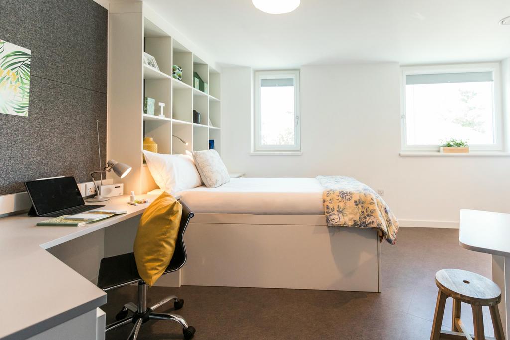 Vogue Gold studio (6)-resized.jpg