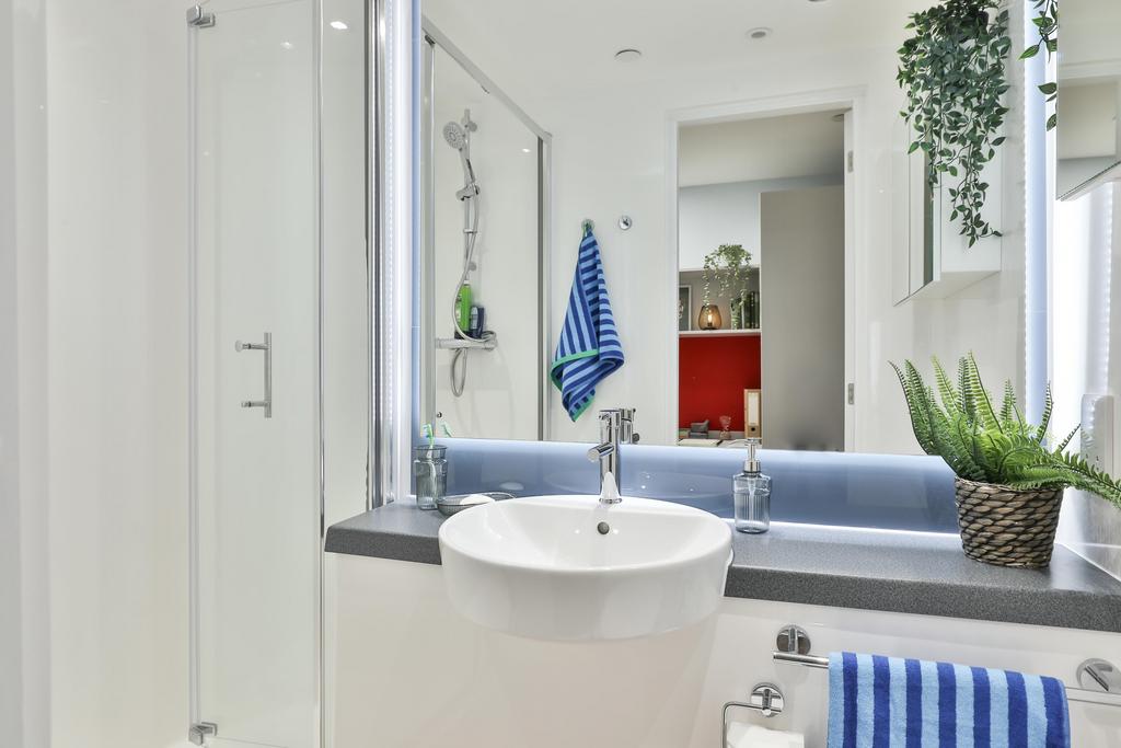 Ensuite (25 of 4) (1).jpg