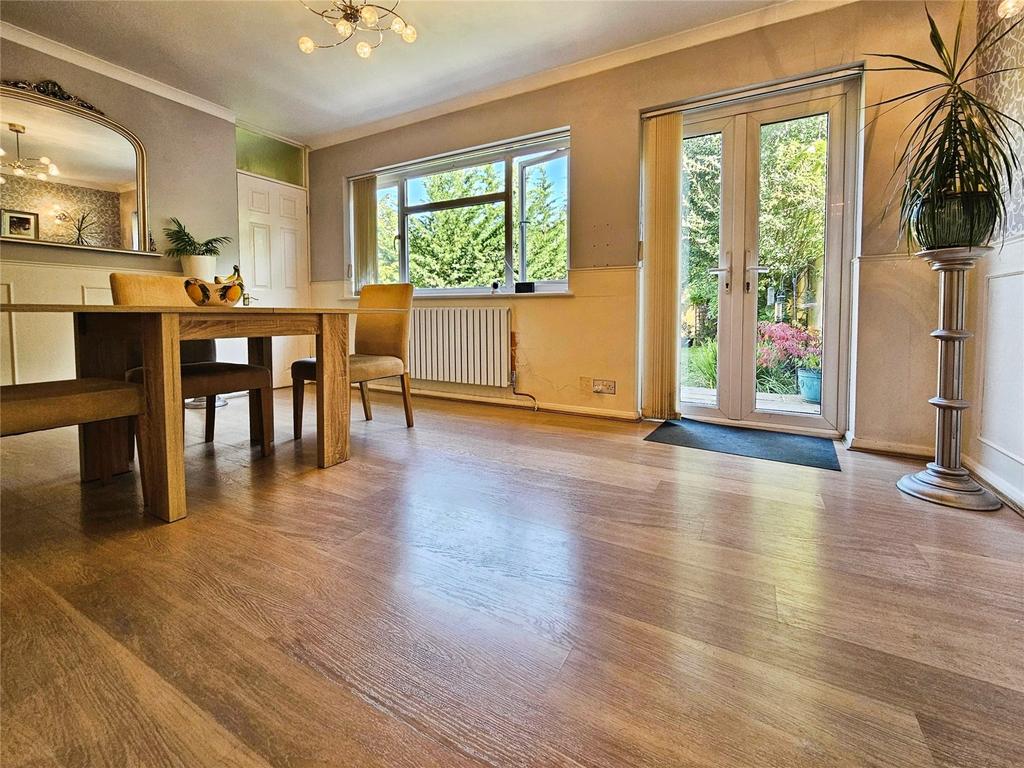 Dining/Family Room