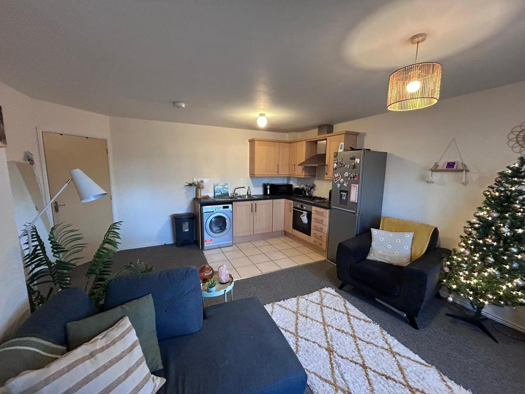 Lounge/Kitchen