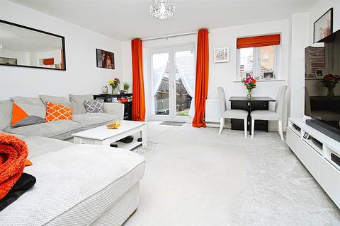 2 bedroom terraced house for sale, Woodpecker Drive, Hemel Hempstead HP3