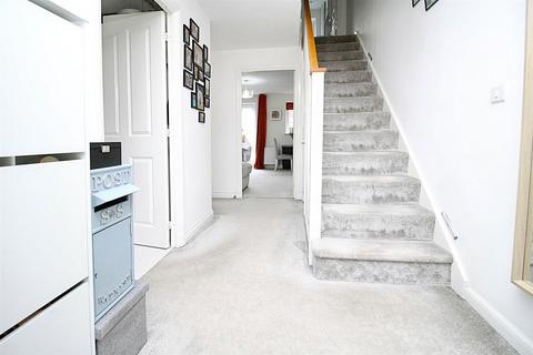 2 bedroom terraced house for sale, Woodpecker Drive, Hemel Hempstead HP3