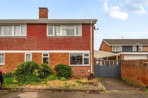 undefined, Newis Crescent, Clifton, Shefford, SG17