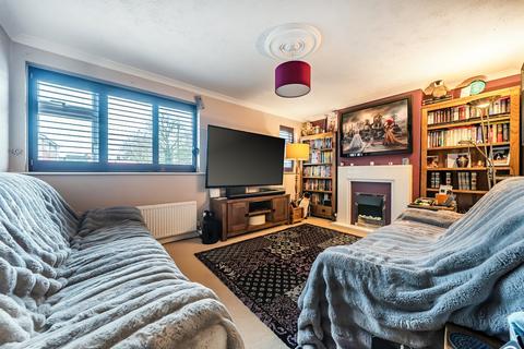 undefined, Newis Crescent, Clifton, Shefford, SG17