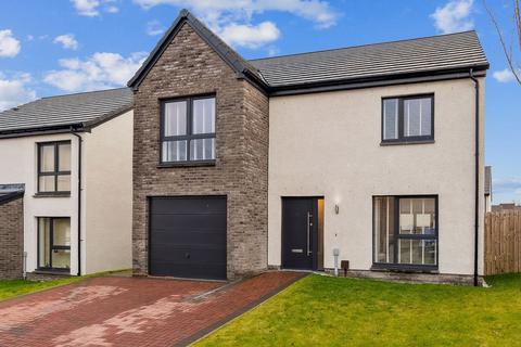 4 bedroom detached house for sale, Old College View, Sauchie, FK10