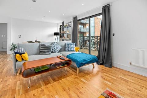 undefined, Cityview Point, Leven Road, Lodon, E14