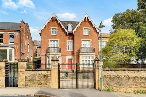 undefined, Burns Street, Nottingham NG7