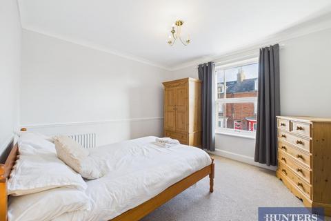 4 bedroom terraced house for sale, West Avenue, Filey